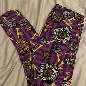 Purple Skeleton Pattern Leggings